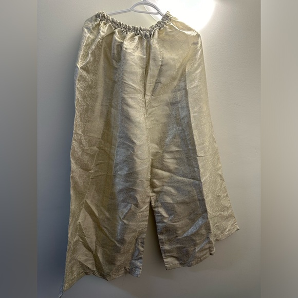 Brand new 3 piece pakistani suit - Picture 3 of 5